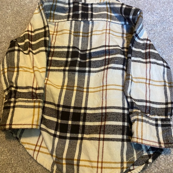 Baby Gap button long sleeve 12-18 month - Picture 2 of 3